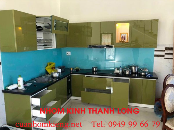 giakinhopbepmauxanhngoc4 - Bảng Giá Kính Ốp Bếp Màu Xanh Ngọc Mới Nhất: Cập Nhật Chi Tiết và Đầy Đủ