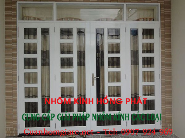 cuanhomkinhmautrangsua - Chỉ từ 500k/m2, nhận ngay g&oacute;i l&agrave;m cửa nh&ocirc;m k&iacute;nh trắng sữa trọn g&oacute;i, uy t&iacute;n nhất tại Hồng Ph&aacute;t