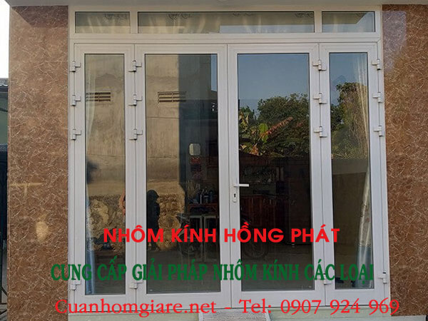 cuanhomkinhmautrangsua1 - Chỉ từ 500k/m2, nhận ngay g&oacute;i l&agrave;m cửa nh&ocirc;m k&iacute;nh trắng sữa trọn g&oacute;i, uy t&iacute;n nhất tại Hồng Ph&aacute;t