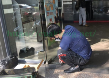 sua cua kinh thuy luc17 360x260 - Sửa cửa kính thủy lực tận nhà: Giải pháp chuyên nghiệp, tiết kiệm 30% chi phí tại Thành Long